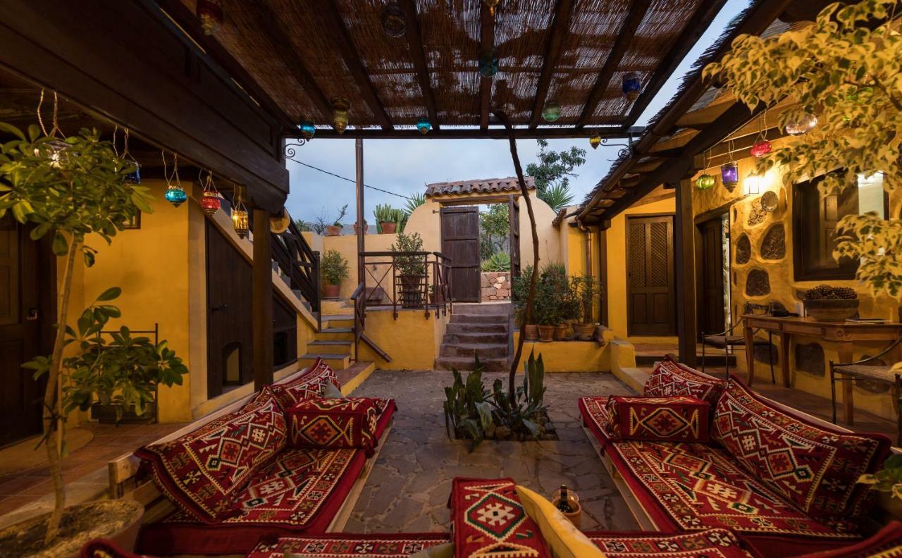 Bohemian Hideaway Finca - 2 Unique Houses With Shared Pool Santa Lucia Værelse billede