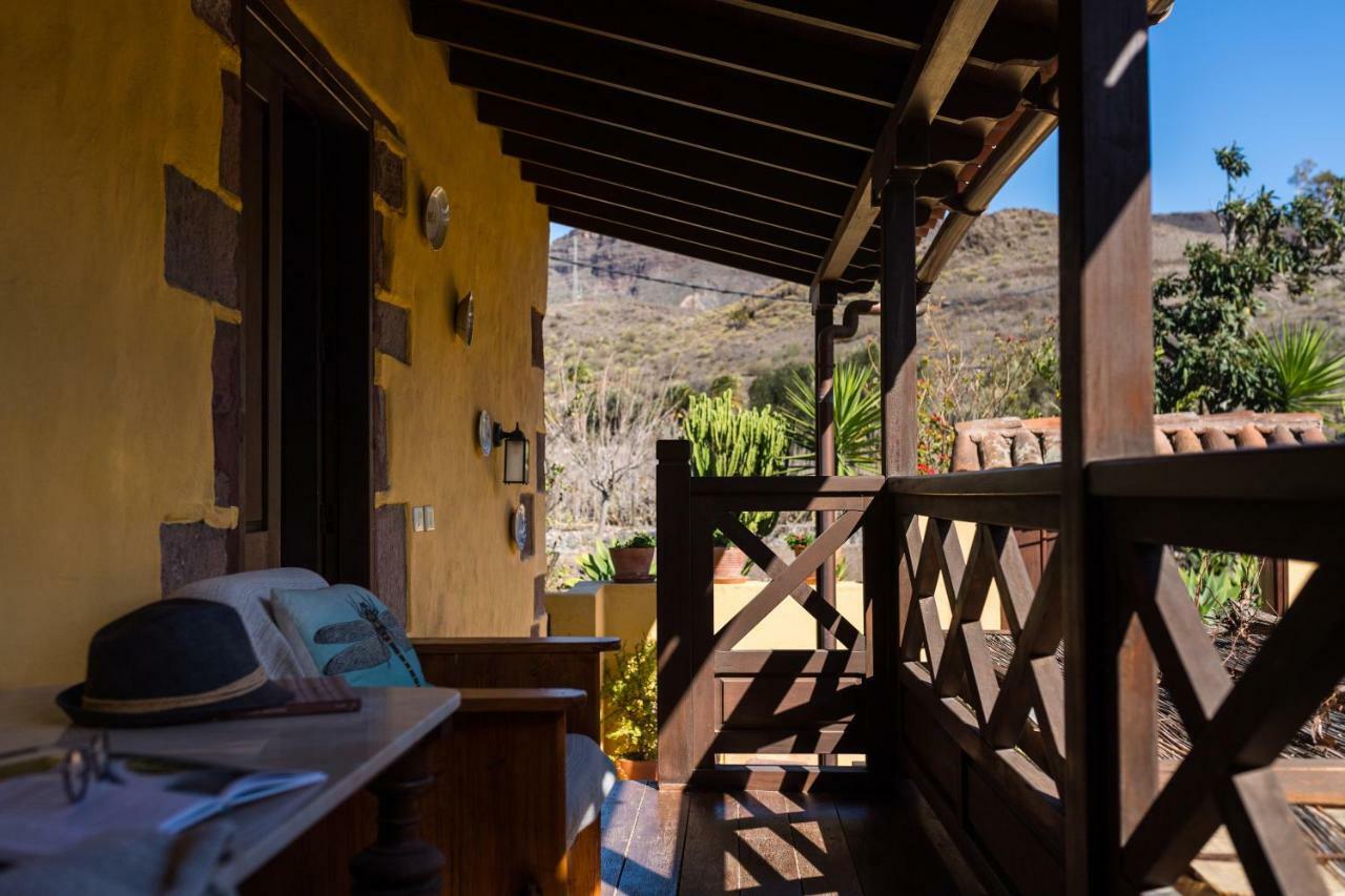 Bohemian Hideaway Finca - 2 Unique Houses With Shared Pool Santa Lucia Eksteriør billede
