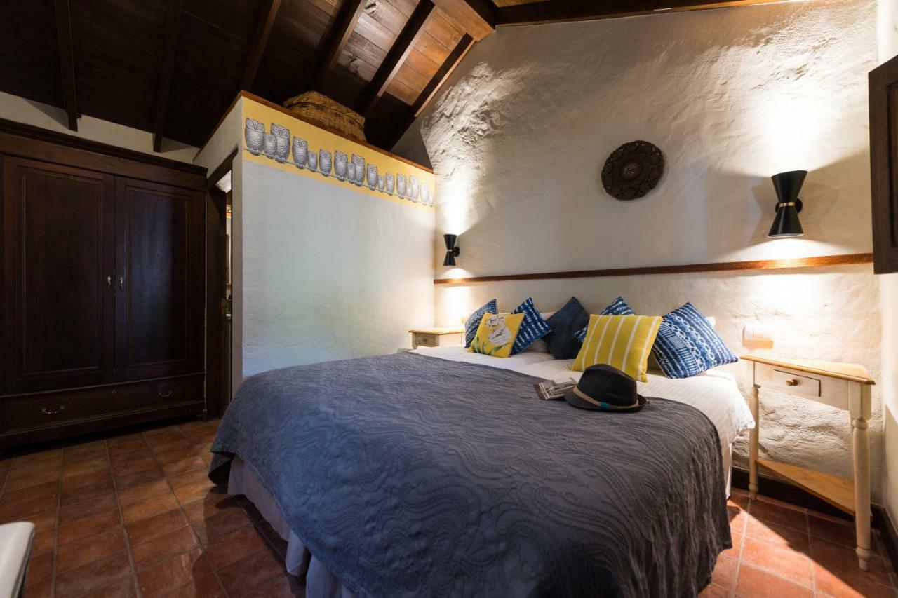 Bohemian Hideaway Finca - 2 Unique Houses With Shared Pool Santa Lucia Eksteriør billede