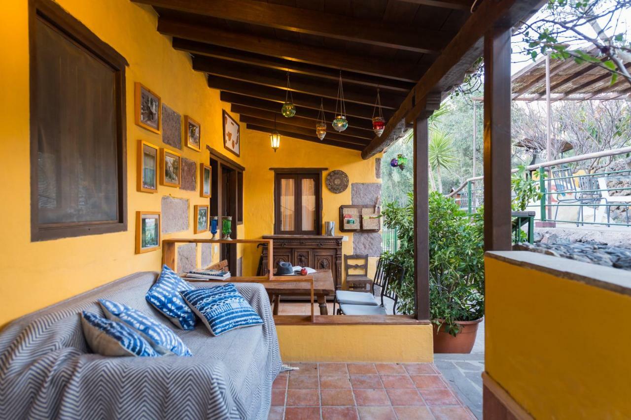 Bohemian Hideaway Finca - 2 Unique Houses With Shared Pool Santa Lucia Eksteriør billede